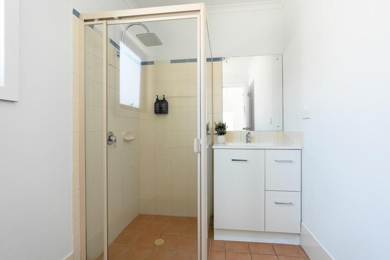 Adelaide Caravan Park - Aspen Holiday Parks Rom bilde