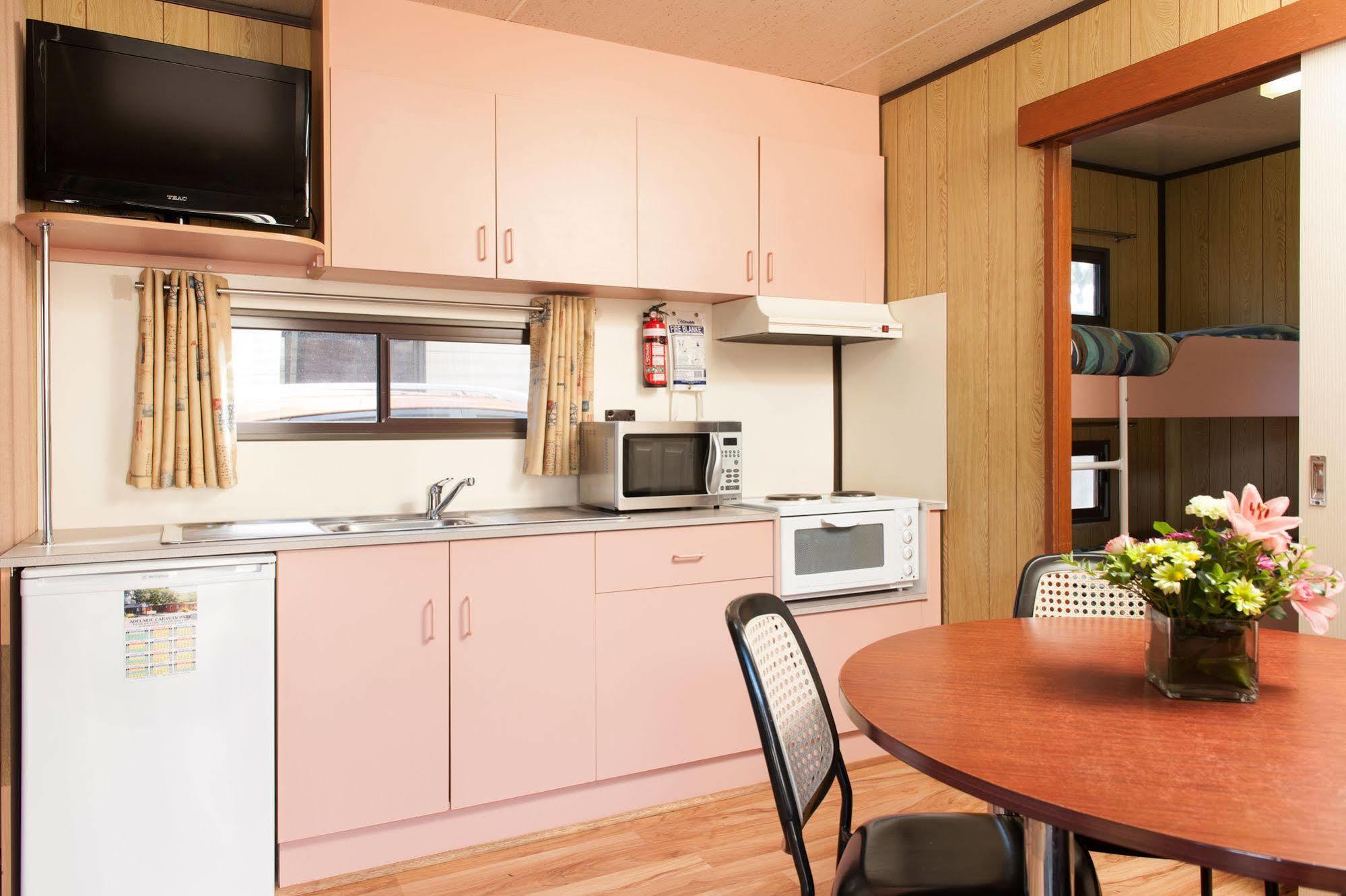 Adelaide Caravan Park - Aspen Holiday Parks Eksteriør bilde